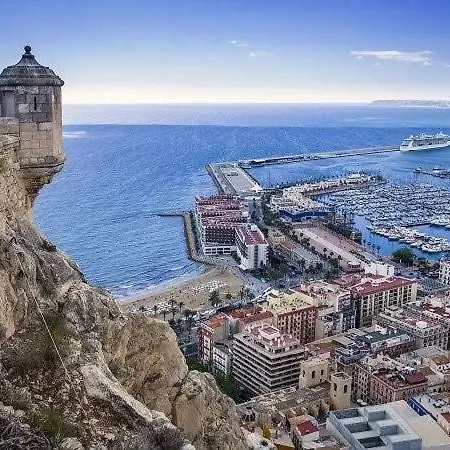 Gardela Mercado *